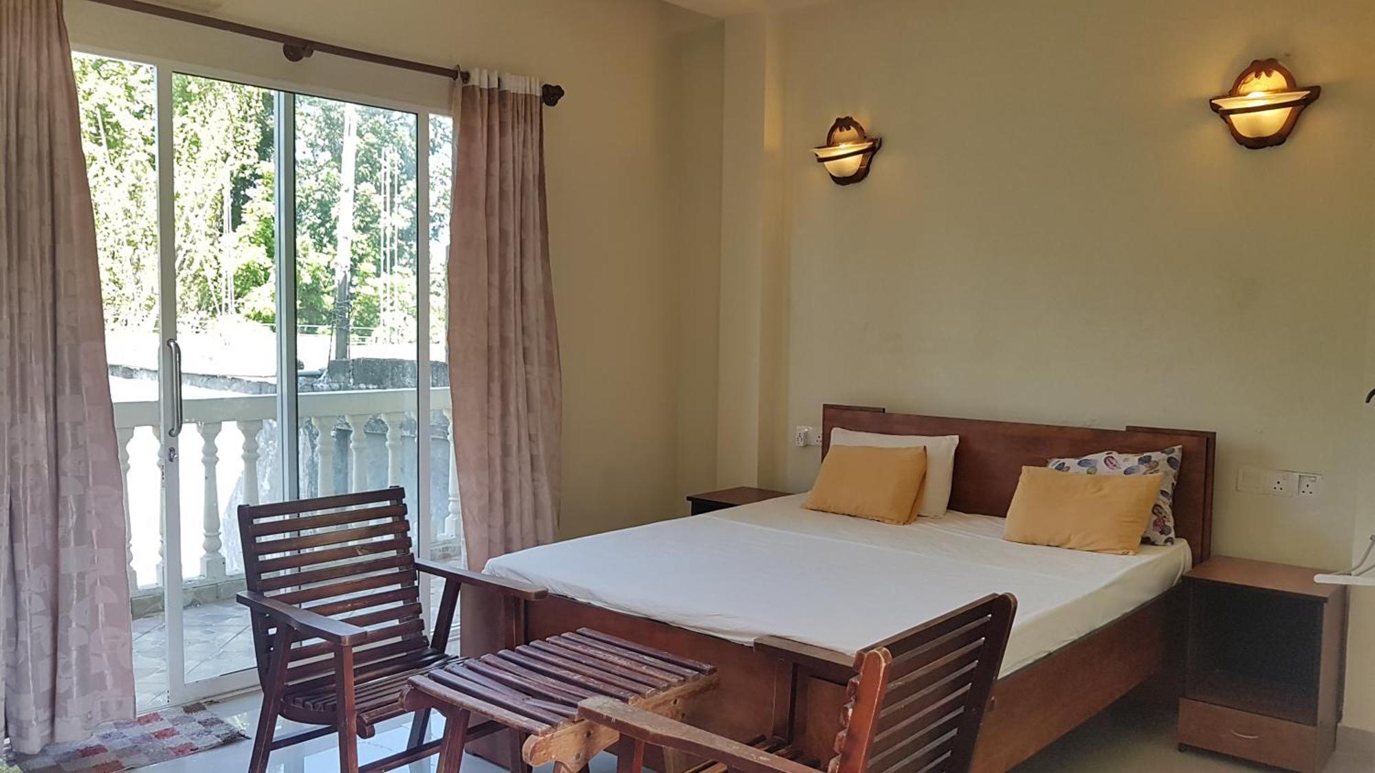 Pinki Nest Hotel Mirissa Kültér fotó