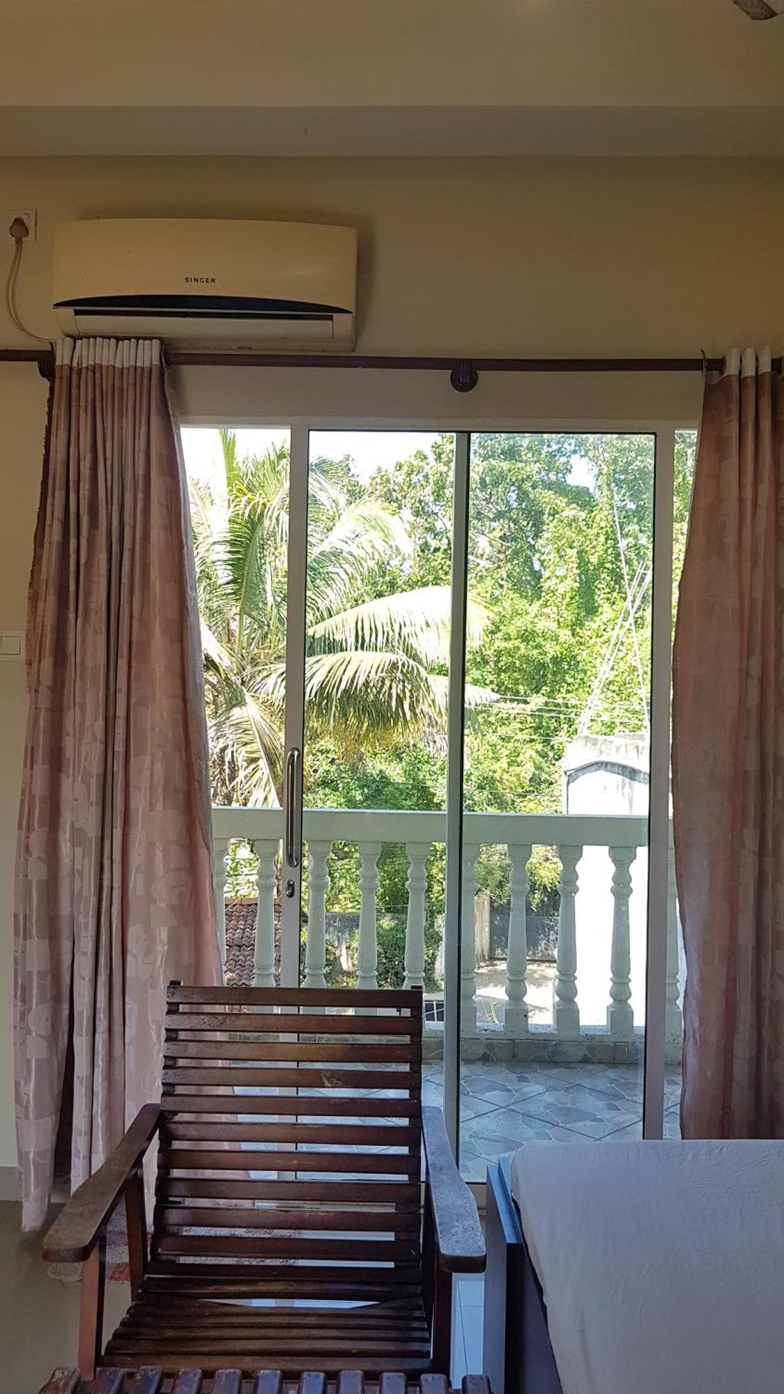 Pinki Nest Hotel Mirissa Kültér fotó